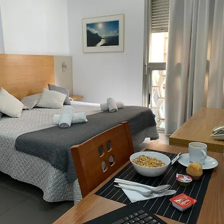 Mhc Arenales 2* Las Palmas de Gran Canaria