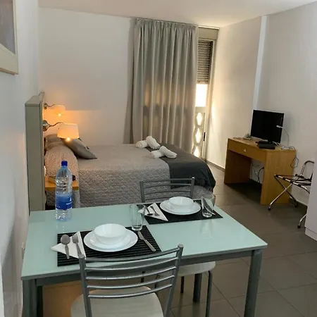 Mhc Arenales 2* Las Palmas de Gran Canaria