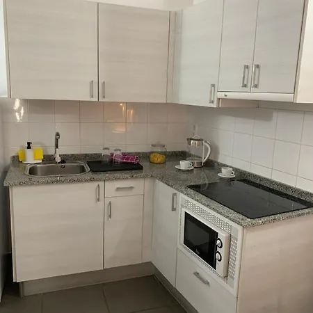 Hotel Mhc Arenales 2*