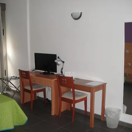 Mhc Arenales 2* Las Palmas de Gran Canaria